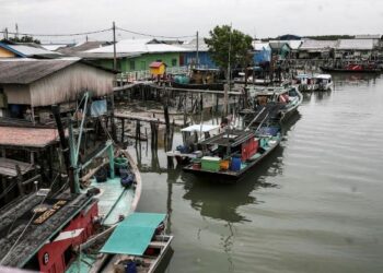 PULAU Ketam yang diduduki sejak 1880-an kemudian menjadi tempat perlindungan khususnya masyarakat Cina yang lari daripada peperangan dalam Perang Dunia Kedua termasuk kekejaman tentera Jepun di Tanah Melayu.