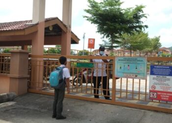 Sebanyak 16 buah sekolah di Johor dituutp hari ini susulan penularan Covid-19.