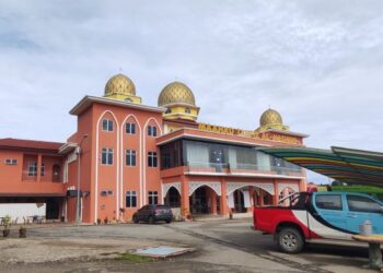 KAMPUS Maahad Tahfiz Al-Hashimi (MTAH) di Kuala Krai, Kelantan menawarkan pengajian percuma kepada pelajar miskin sejak ditubuhkan pada 2013. - UTUSAN/ZAAIN ZIN