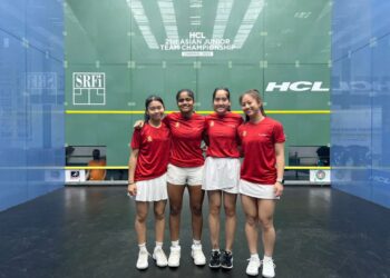 Pasukan skuasy remaja wanita negara, dari kiri Whitney Isabelle Wilson, J. Yasshmita, Aira Azman dan Doyce Lee muncul juara Kejohanan Skuasy Berpasukan Remaja Asia 2023 .