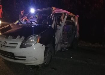 KEADAAN Perodua Viva dinaiki Mohd. Norhakimin Mohd. Fauzi selepas terlibat  kemalangan di Kilometer 98, Jalan Jerangau Jabor, berhampiran AMBS di Dungun, Terengganu, hari ini.