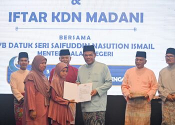 Kementerian Dalam Negeri (KDN) menerima sebanyak 150,000 permohonan taraf kewarganegaraan di negara ini sehingga setakat ini.