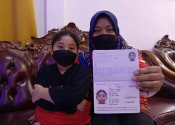 RIZA SYUHADA Sulaiman resah mengenangkan masa  Keisha Zahra Kurshid Ahmed setelah permohonan status kewarganegaraan kanak-kanak itu sehingga kini masih tergantung.