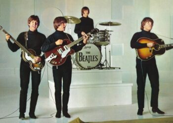 HELP!, from left: Paul McCartney, George Harrison, Ringo Starr, John Lennon 1965