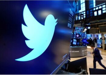 Twitter antara platform media sosial pilihan pengguna untuk berkongsi pelbagai aktiviti dan isu. - GAMBAR HIASAN