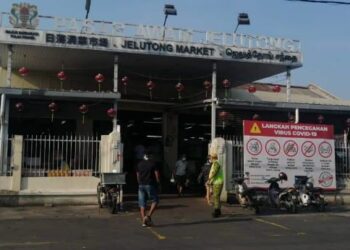 PASAR awam Jelutong, Pulau Pinang diarahkan tutup serta-merta hari ini berikutan empat peniaga di situ dikesan positif Covid-19.